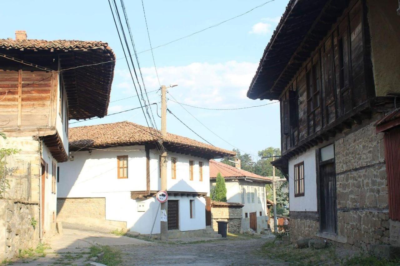 Къща за гости Роден край Елена Экстерьер фото